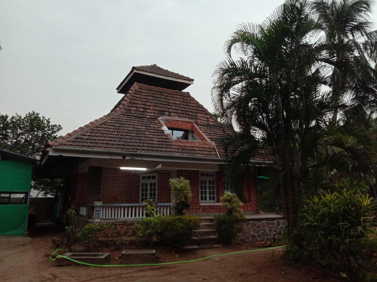 Kashid Heritage Beach Resort Exterior photo